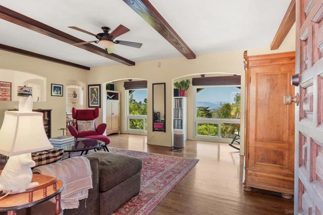 10735 QUEEN AVENUE, La Mesa, CA 91941