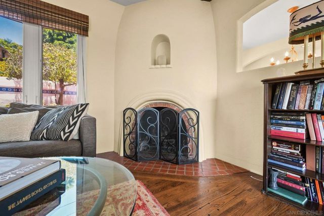 10735 QUEEN AVENUE, La Mesa, CA 91941