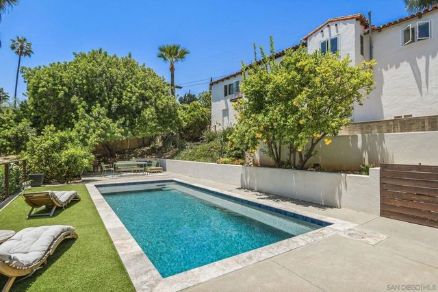 10735 QUEEN AVENUE, La Mesa, CA 91941