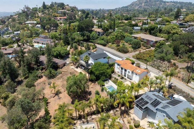 10735 QUEEN AVENUE, La Mesa, CA 91941