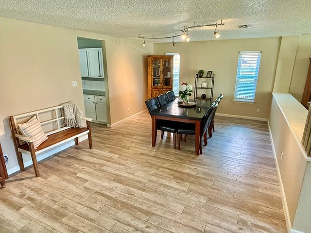 8225 San Antonio St, Odessa, TX 79765