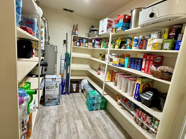 8225 San Antonio St, Odessa, TX 79765