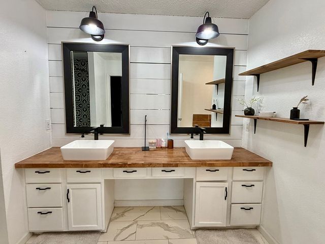 8225 San Antonio St, Odessa, TX 79765