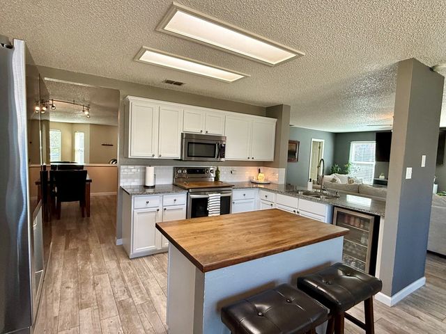 8225 San Antonio St, Odessa, TX 79765