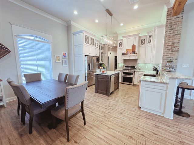 504 Linden Circle, Benton, LA 71006