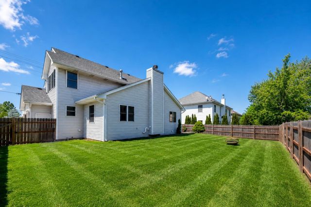 1673 Bloomingdale Road, Glendale Heights, IL 60139