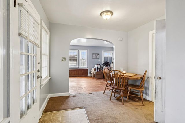 700 Whipple Avenue NW, Canton, OH 44708