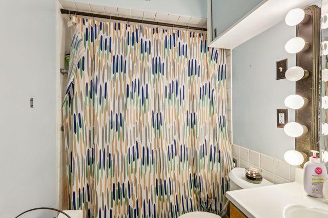 700 Whipple Avenue NW, Canton, OH 44708