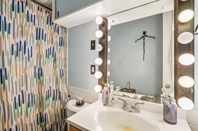 700 Whipple Avenue NW, Canton, OH 44708