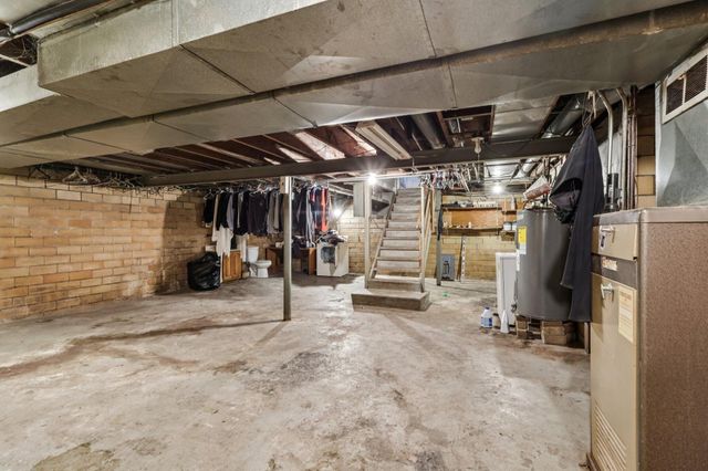 700 Whipple Avenue NW, Canton, OH 44708