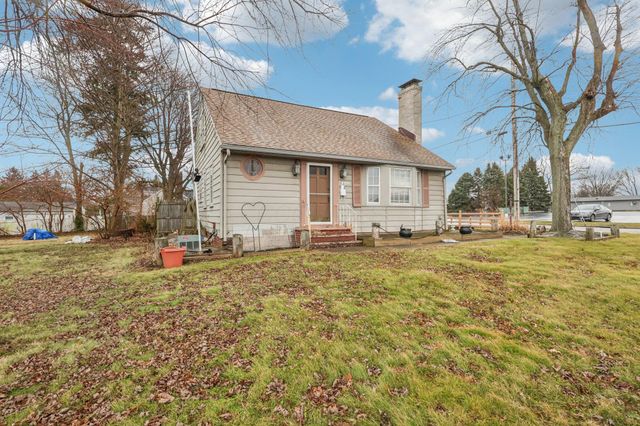 700 Whipple Avenue NW, Canton, OH 44708