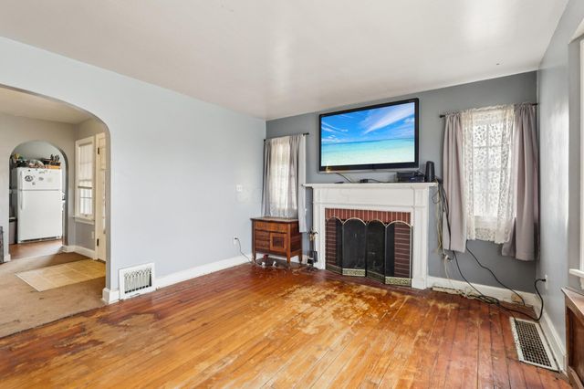 700 Whipple Avenue NW, Canton, OH 44708