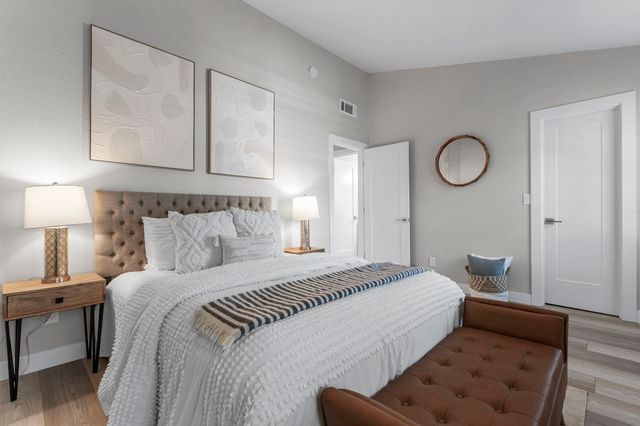 8170 Mountain View Dr F, Pleasanton, CA 94588