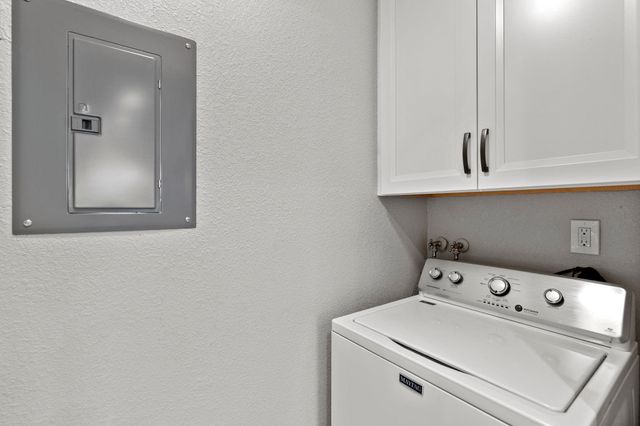 8170 Mountain View Dr F, Pleasanton, CA 94588