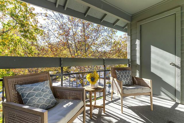 8170 Mountain View Dr F, Pleasanton, CA 94588