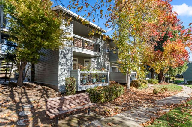 8170 Mountain View Dr F, Pleasanton, CA 94588