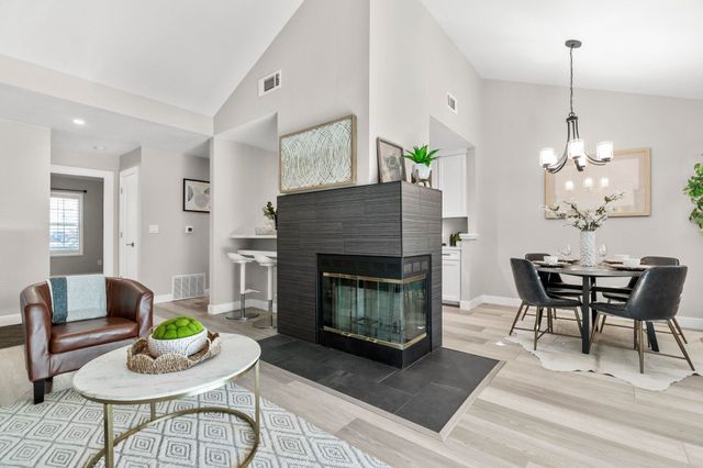 8170 Mountain View Dr F, Pleasanton, CA 94588