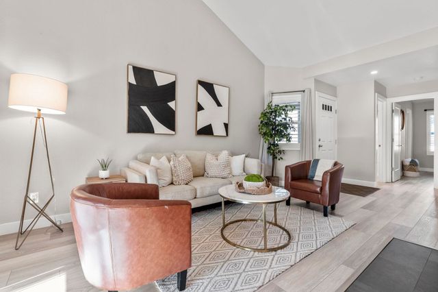 8170 Mountain View Dr F, Pleasanton, CA 94588