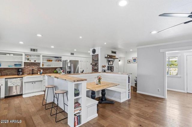5228 N 15TH Street, Phoenix, AZ 85014