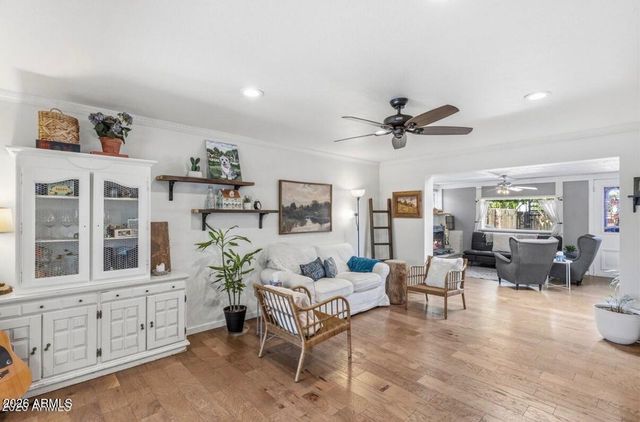 5228 N 15TH Street, Phoenix, AZ 85014