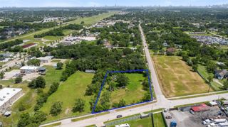 4410 Simsbrook Drive, Houston, TX 77045