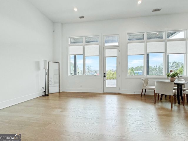 10961 Serenbe Lane, Chattahoochee Hills, GA 30268