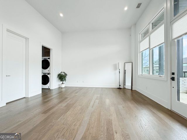 10961 Serenbe Lane, Chattahoochee Hills, GA 30268