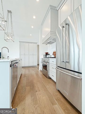 10961 Serenbe Lane, Chattahoochee Hills, GA 30268