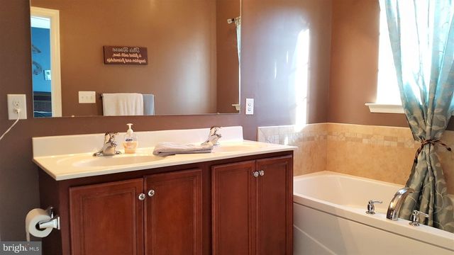 317 LENAPE WAY, Claymont, DE 19703