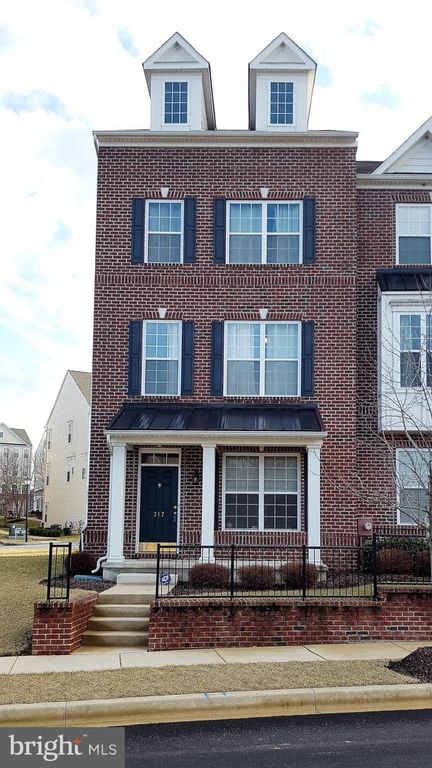 317 LENAPE WAY, Claymont, DE 19703