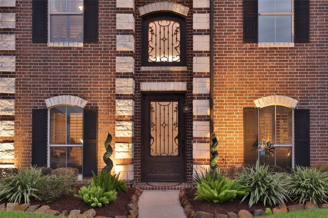 2205 Lisa Lane, Deer Park, TX 77536