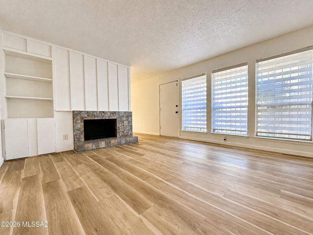 1620 N Wilmot Rd Unit S340, Tucson, AZ 85712