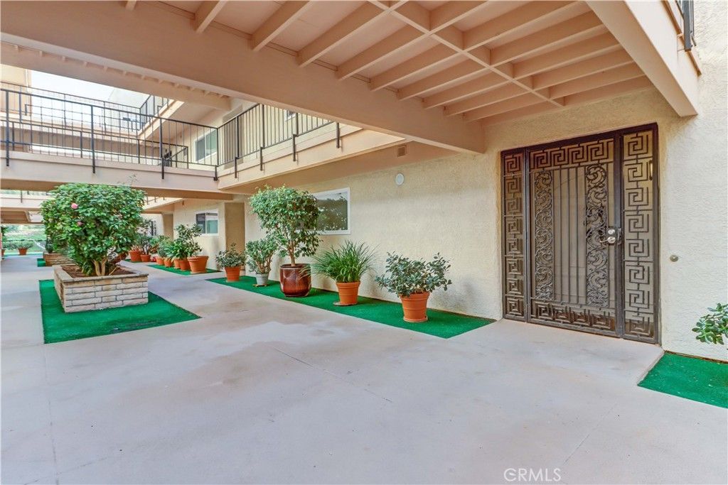 Image 1 of property listing at 5519 Paseo Del Lago 1G, Laguna Woods, CA 92637