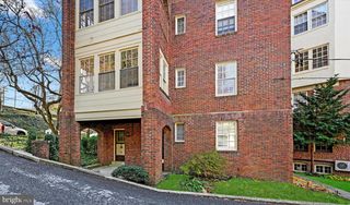 220 STONY RUN LN #DG, Baltimore, MD 21210