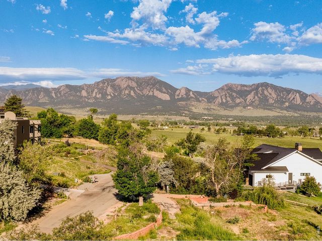 7257 Spring Ct, Boulder, CO 80303