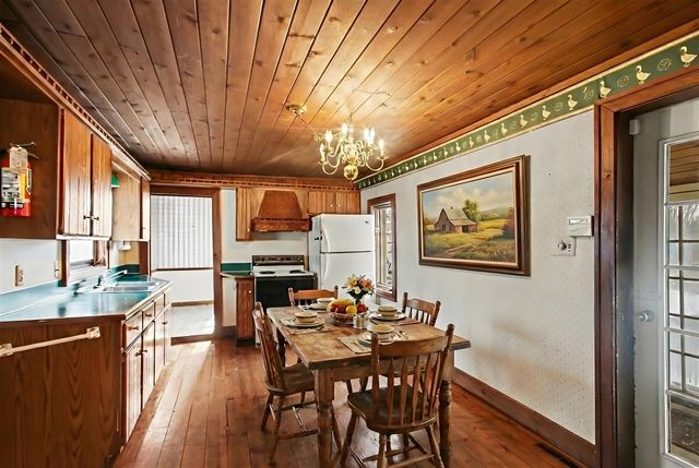 4040 Adams Street, Zeeland, MI 49464