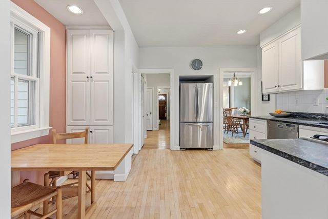 12 Hancock St, Winchester, MA 01890
