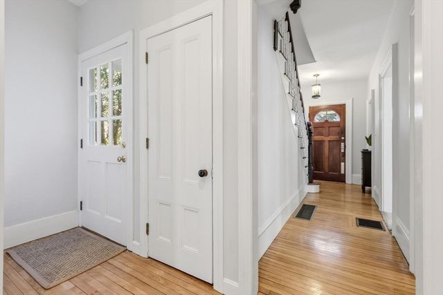 12 Hancock St, Winchester, MA 01890