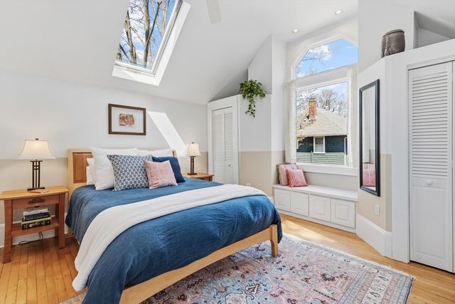 12 Hancock St, Winchester, MA 01890