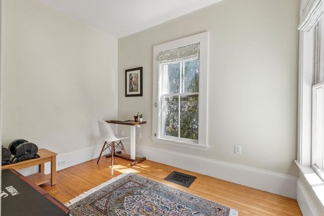 12 Hancock St, Winchester, MA 01890