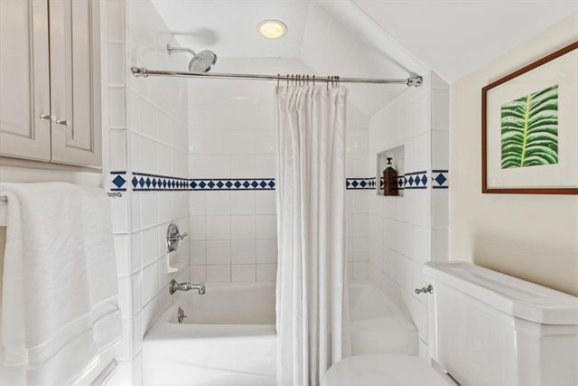 12 Hancock St, Winchester, MA 01890