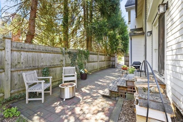 12 Hancock St, Winchester, MA 01890