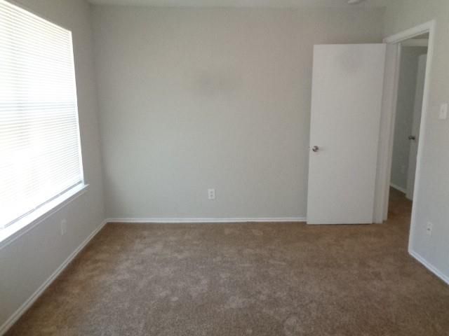 9507 Maple Green Lane, Houston, TX 77044