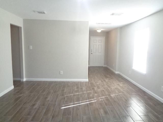 9507 Maple Green Lane, Houston, TX 77044