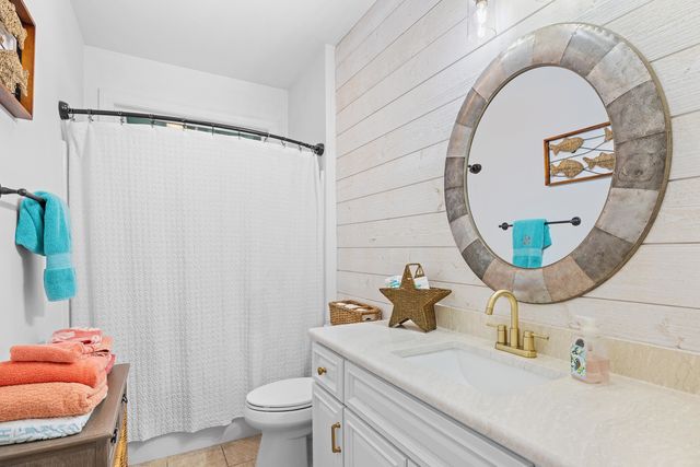 48 Cottage Dr., Murrells Inlet, SC 29576
