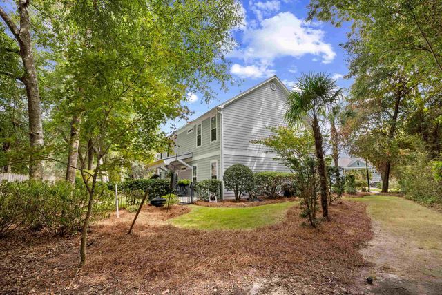 48 Cottage Dr., Murrells Inlet, SC 29576