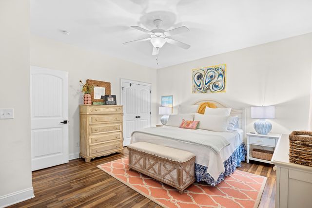 48 Cottage Dr., Murrells Inlet, SC 29576