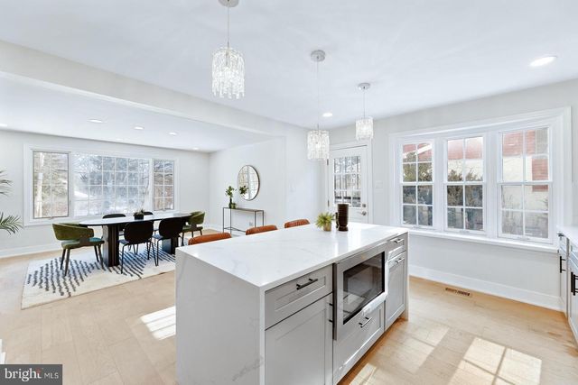 826 PARDEE LN, Wyncote, PA 19095
