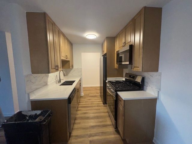 1198 Royal Glen Drive 204E, Glen Ellyn, IL 60137