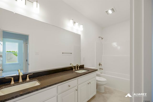 40176 Belle Trace Ave, Gonzales, LA 70737